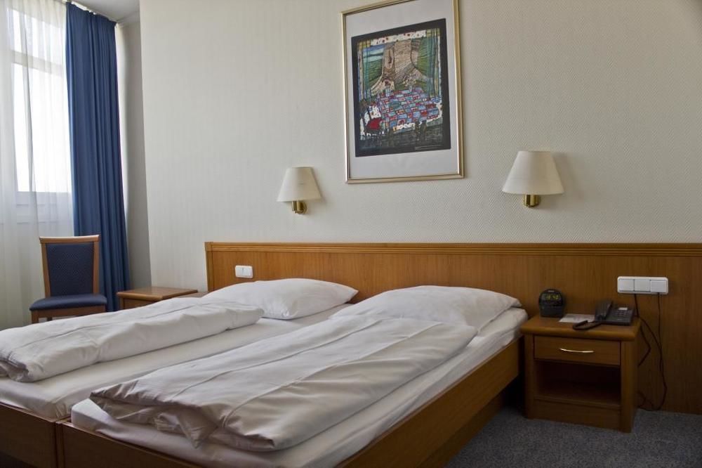 Hotel Panorama Am Kurfuerstendamm Βερολίνο Δωμάτιο φωτογραφία